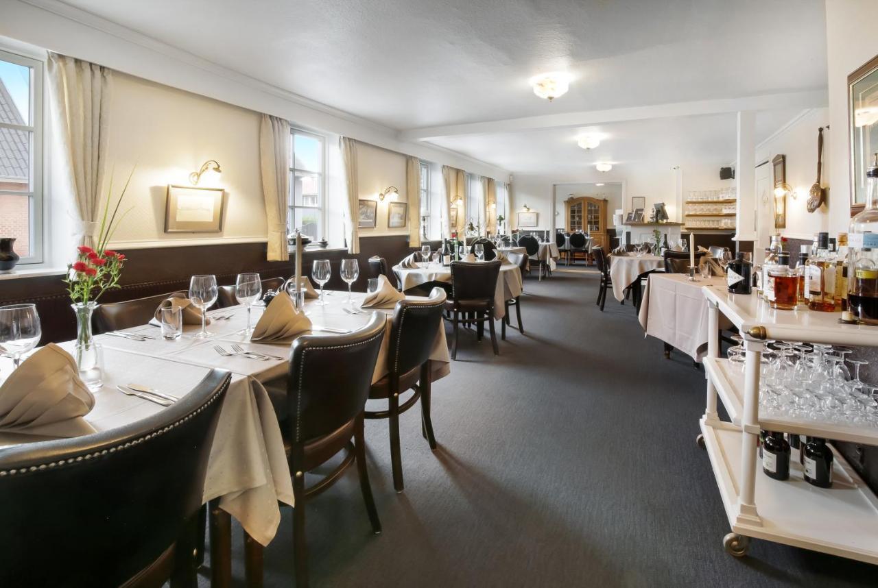 Hotel Den Gamle *
